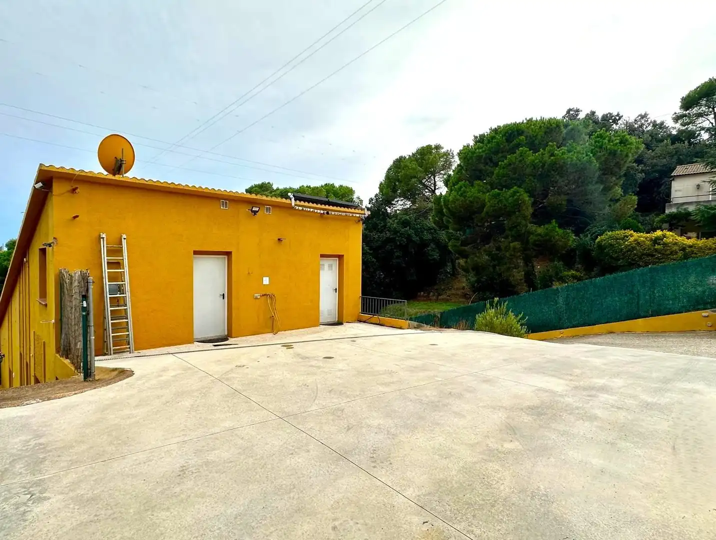 Vista exterior de Casa o xalet en venda en L'Ametlla del Vallès amb Aire condicionat, Calefacció i Terrassa
