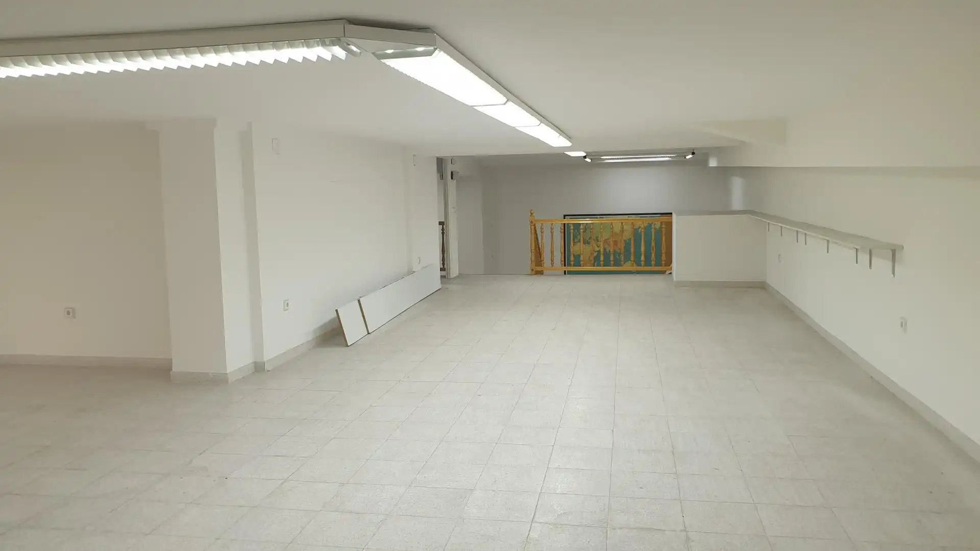 Local commercial à louer à de Pere III 7, imagen 17