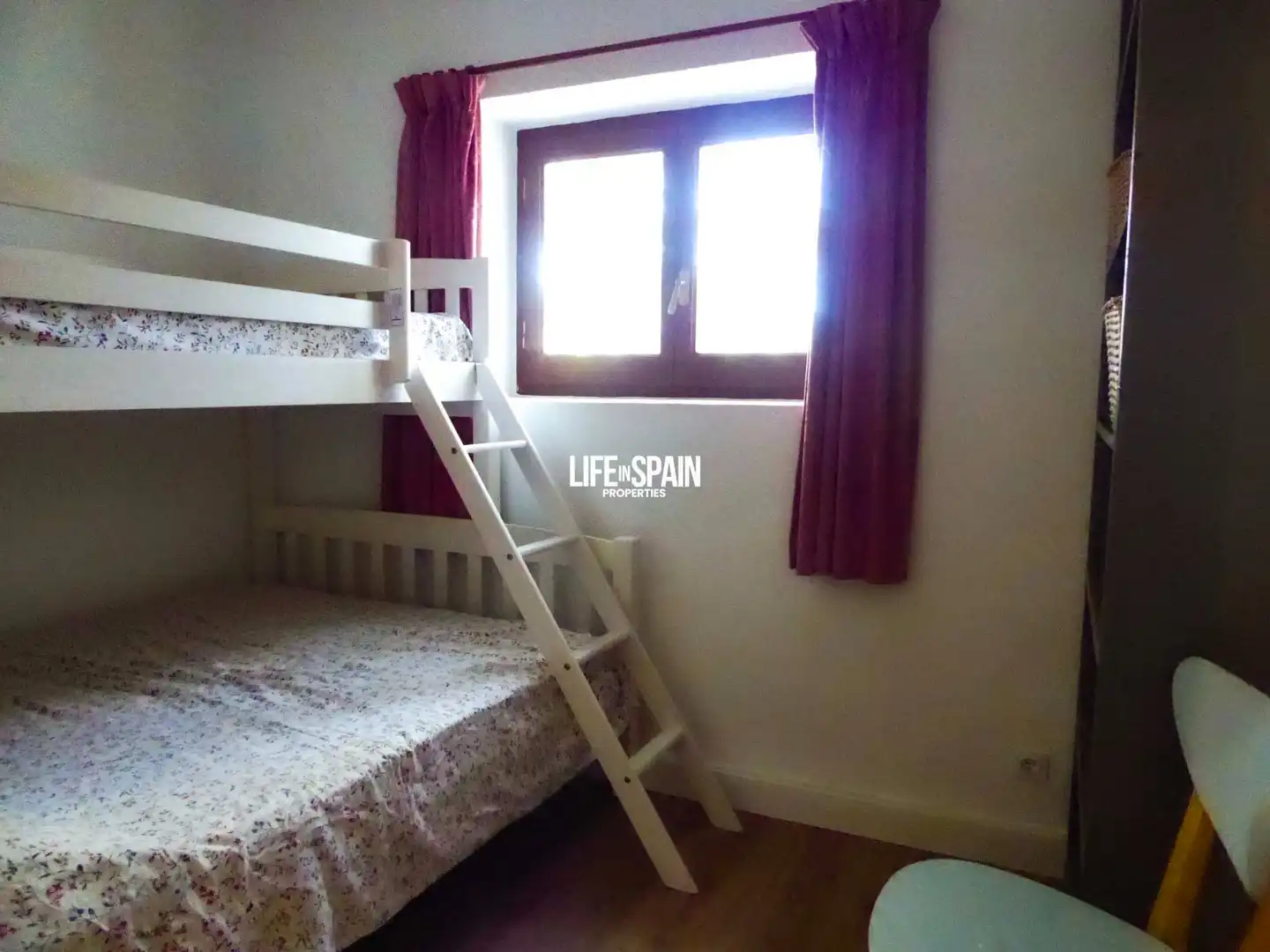 Schlafzimmer von Country house zum Verkauf in Rasquera mit Klimaanlage, Privatgarten und Terrasse