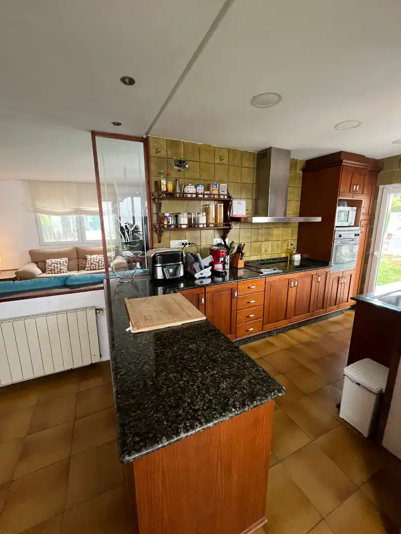 Cocina de Casa o chalet en venta en Manises con Aire acondicionado, Jardín privado y Terraza