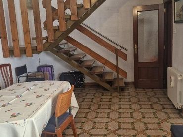 Adossat amb balcó en venda a L'Olivereta