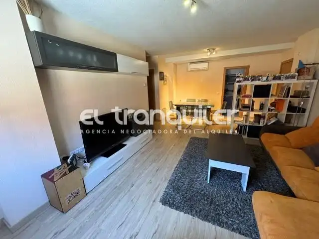 Sala de estar de Piso de alquiler en Navalcarnero con Aire acondicionado, Terraza y Trastero