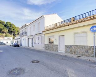 Vista exterior de Casa o xalet en venda en Motril amb Terrassa