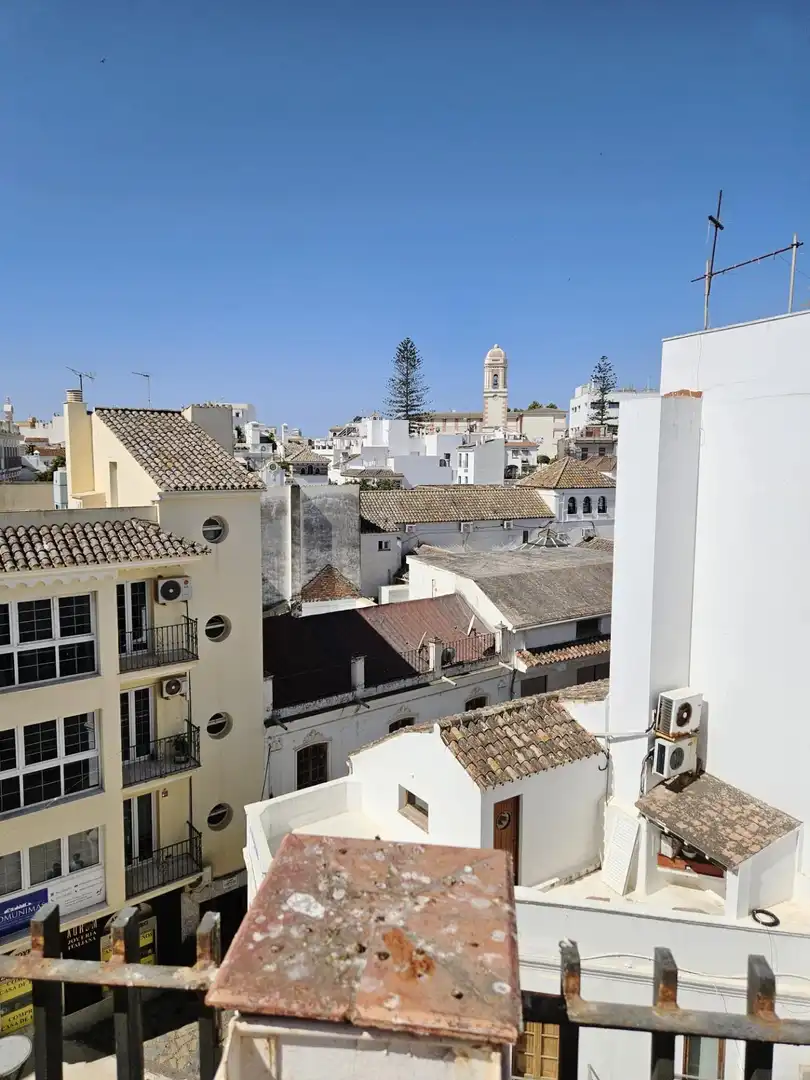 Vista exterior de Pis en venda en Estepona amb Terrassa i Balcó