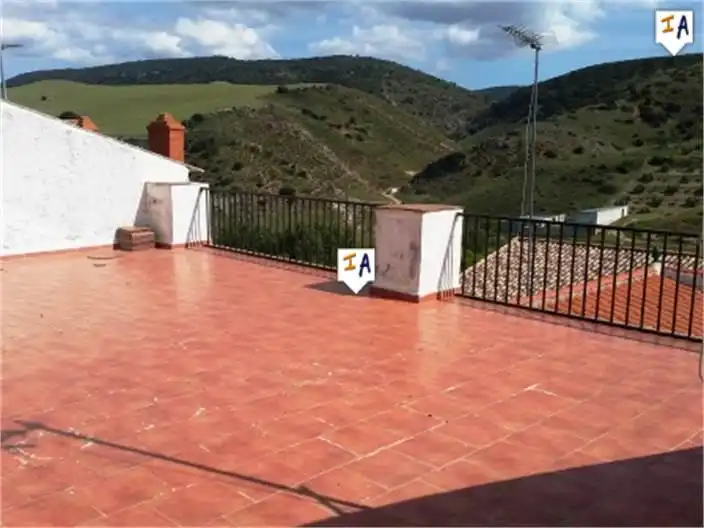 Terrassa de Casa adosada en venda en Agrón amb Terrassa