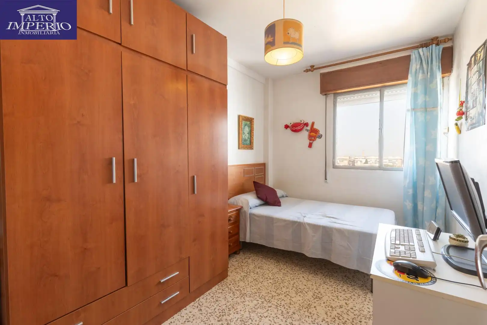 Habitación de Piso en venta en Granada