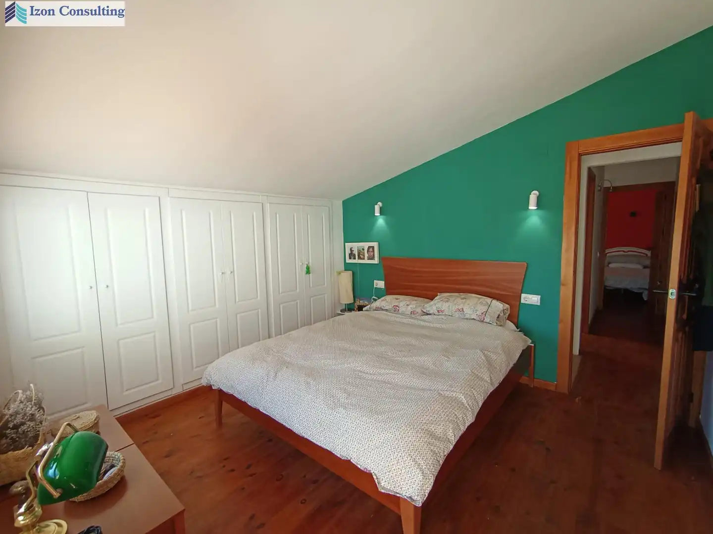 Dormitori de Casa o xalet en venda en Elche de la Sierra amb Calefacció, Jardí privat i Terrassa