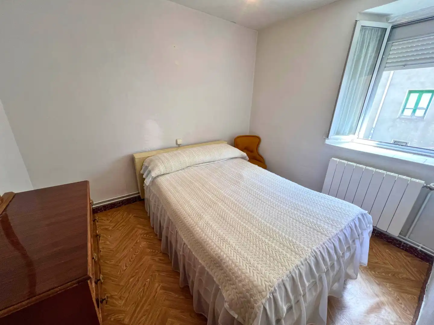 Bedroom of Flat for sale in Valdeolea  with Furnished