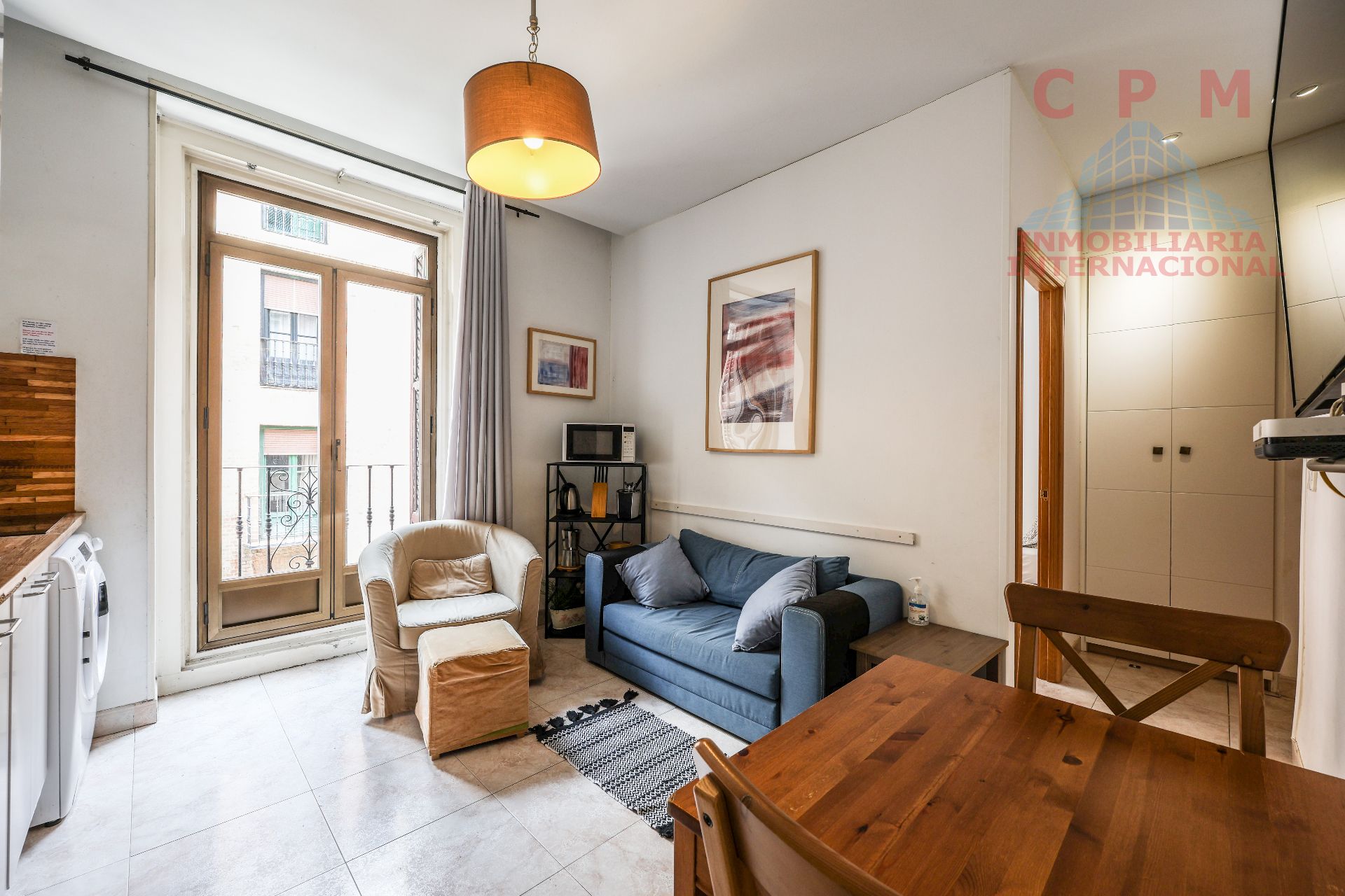 Living room of Flat for sale in  Madrid Capital  with Air Conditioner, Heating and Furnished
