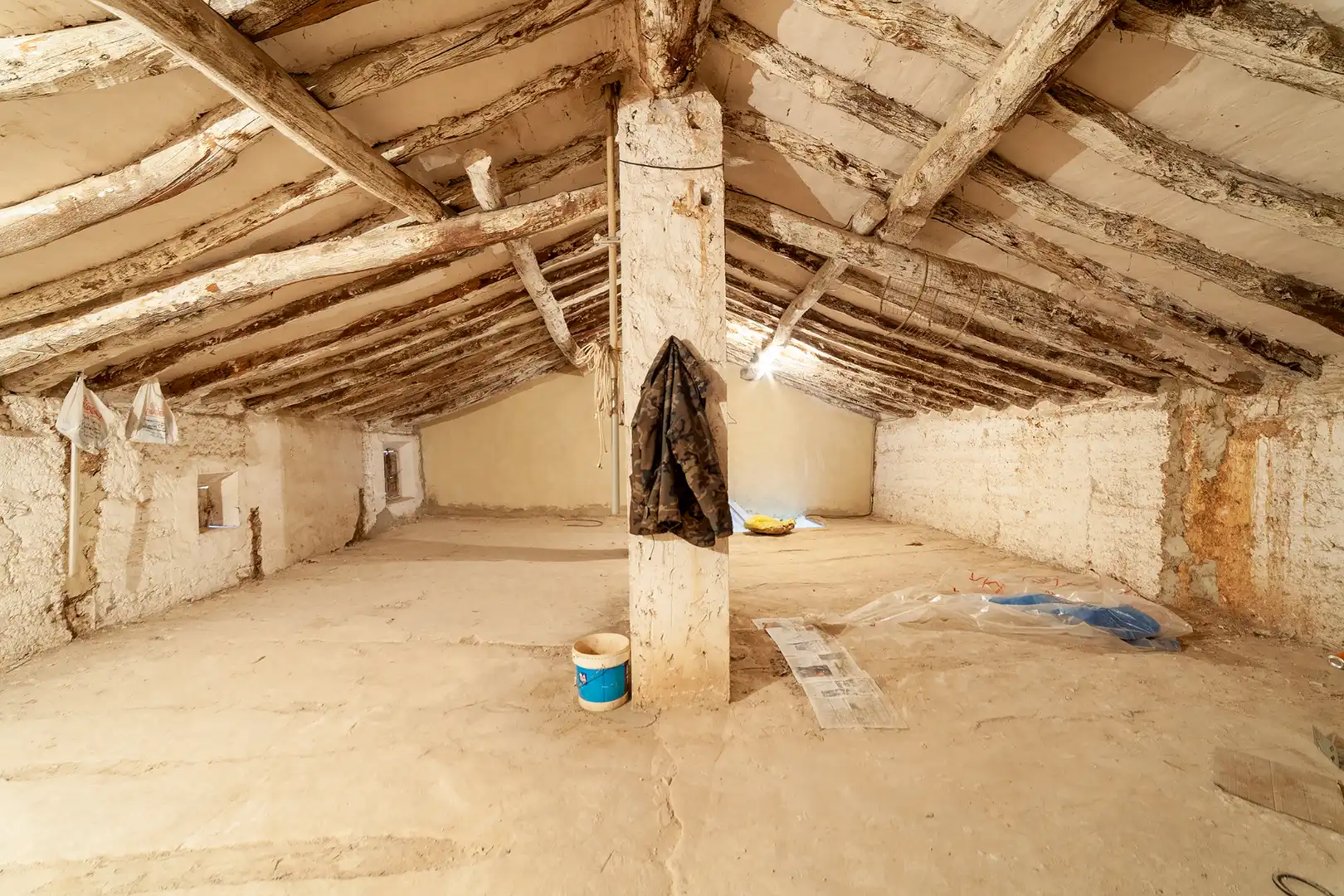Casa o xalet en venda en Venta del Moro amb Terrassa, Moblat i Rentadora