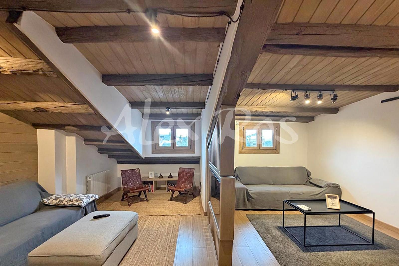 Sala d'estar de Àtic en venda en Puigcerdà amb Aire condicionat i Calefacció