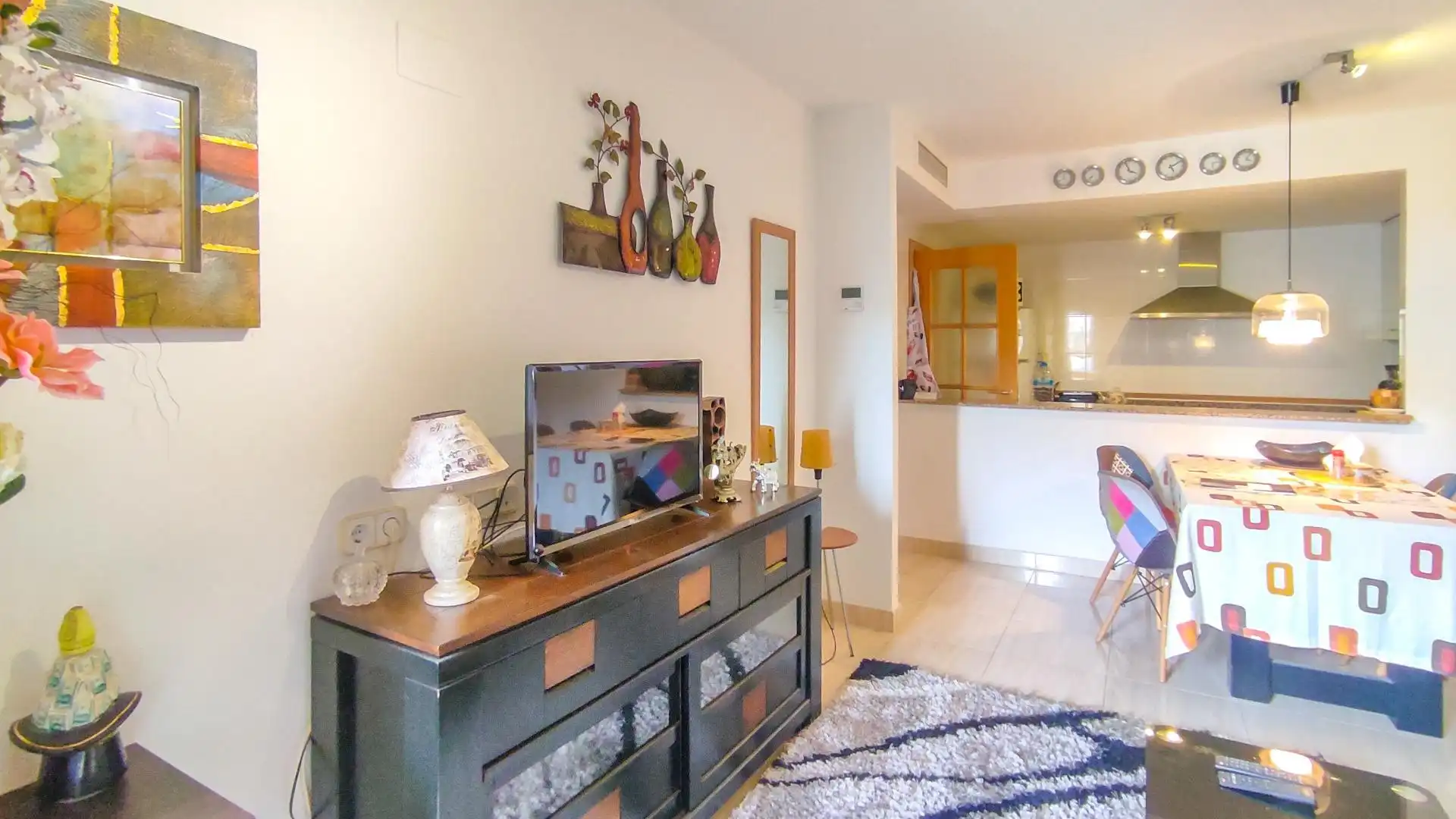 Sala d'estar de Apartament en venda en Villajoyosa / La Vila Joiosa amb Aire condicionat, Moblat i Piscina comunitària