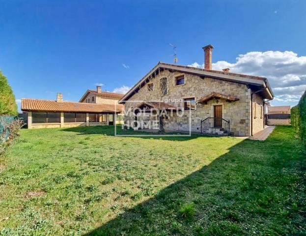 Casa-chalet en Venta en Villarcayo de Merindad de Castilla la Vieja