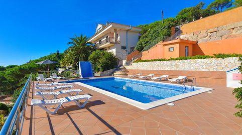 Villa grande con licencia turística, piscina y vistas al mar en Lloret de Mar  Inversión Perfecta!, Bild 4
