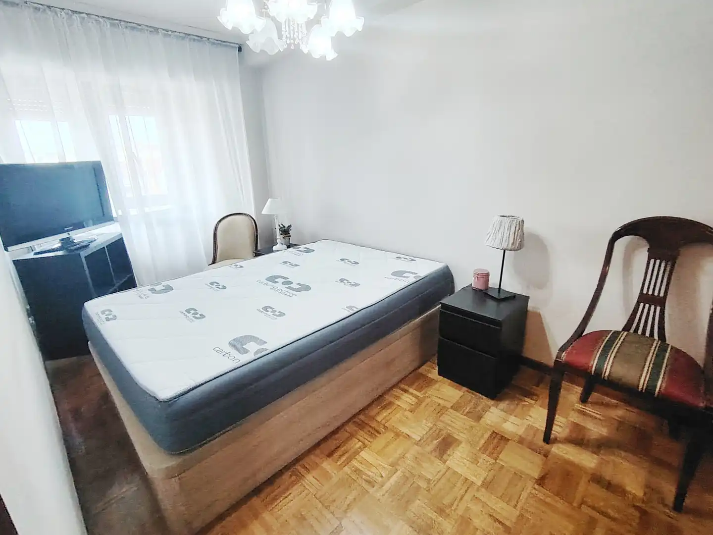 Bedroom of Flat for sale in Gijón   with Heating, Parquet flooring and Storage room