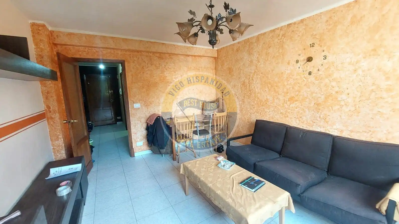 Living room of Flat for sale in Vigo   with Storage room and Furnished