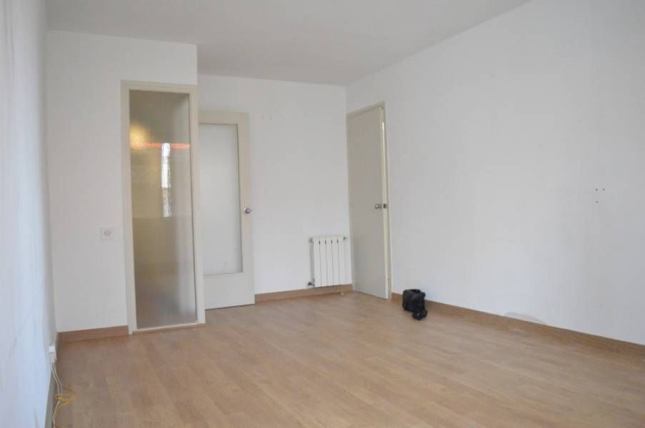 Bedroom of Flat for sale in Castellar del Vallès  with Heating and Balcony