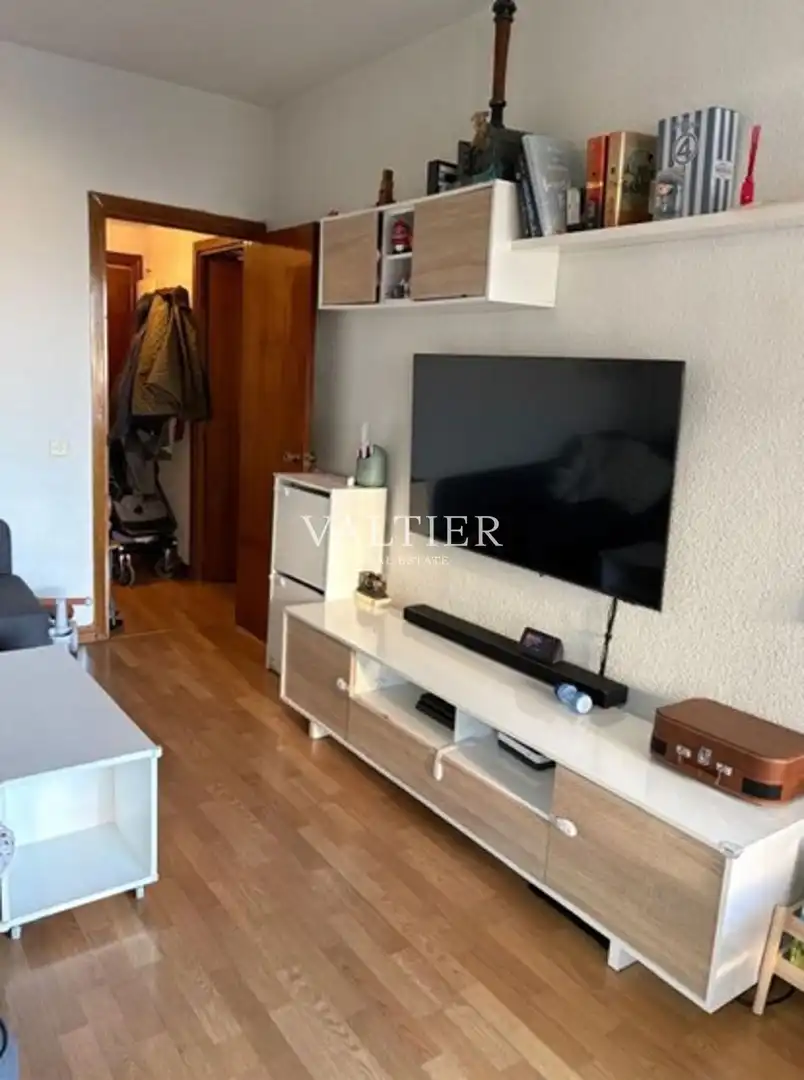 Bedroom of Flat for rent in  Madrid Capital  with Air Conditioner, Terrace and Furnished