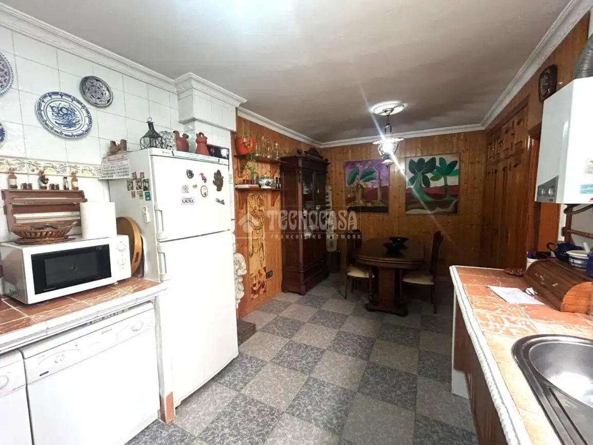 Cocina de Casa adosada en venta en Huelva con Aire acondicionado