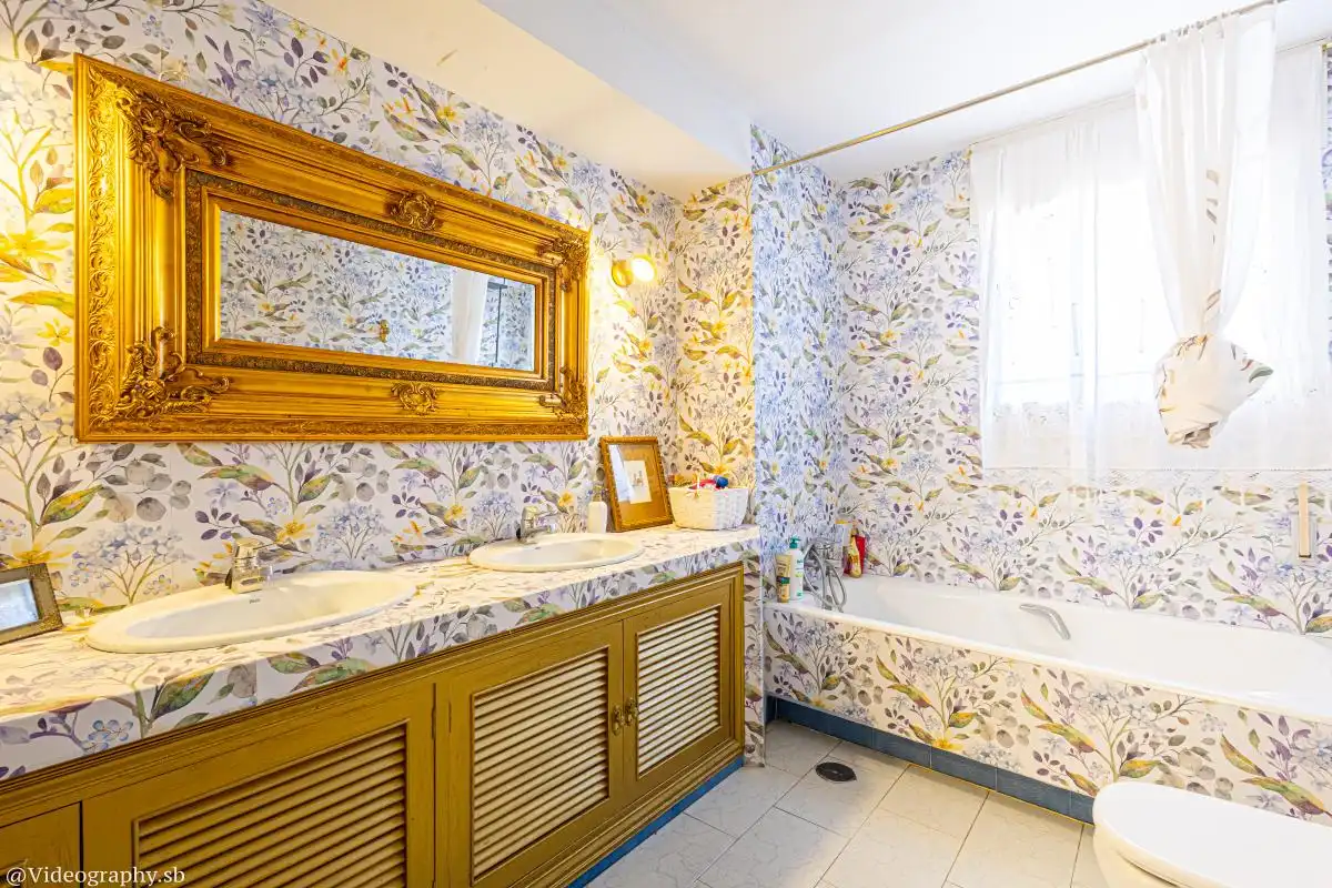 Baño de Casa o chalet en venta en El Escorial con Calefacción y Jardín privado