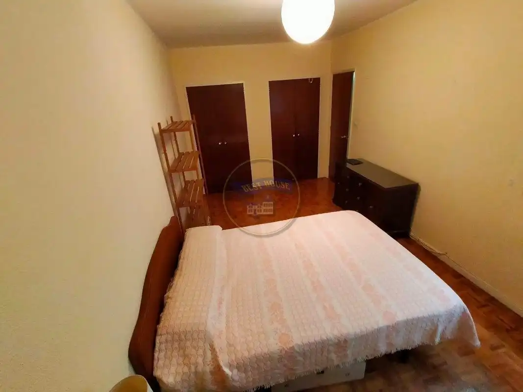 Bedroom of Flat for rent in Vigo   with Heating, Parquet flooring and Terrace