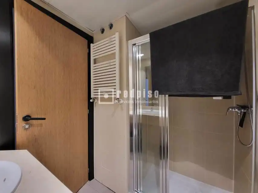 Habitación de Piso en venta en Valdemoro con Aire acondicionado, Calefacción y Jardín privado