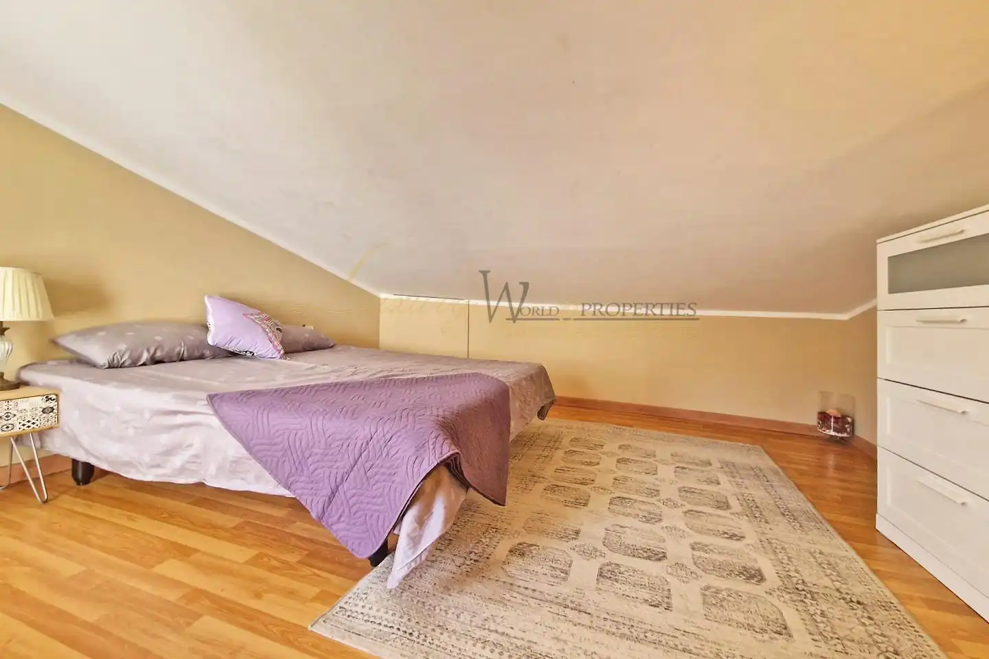 Habitación de Dúplex en venta en Adeje con Terraza y Piscina comunitaria