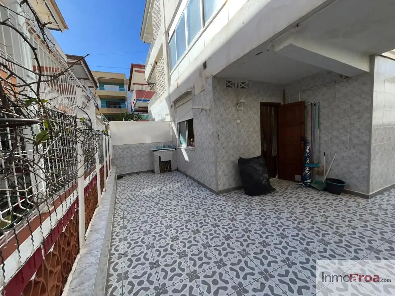 Terrassa de Planta baixa en venda en Oliva amb Terrassa