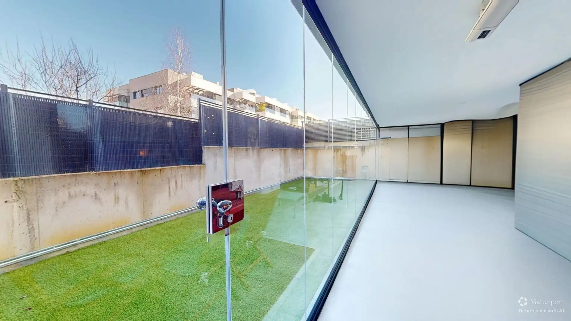 Terrassa de Planta baixa en venda en Boadilla del Monte amb Aire condicionat, Calefacció i Jardí privat