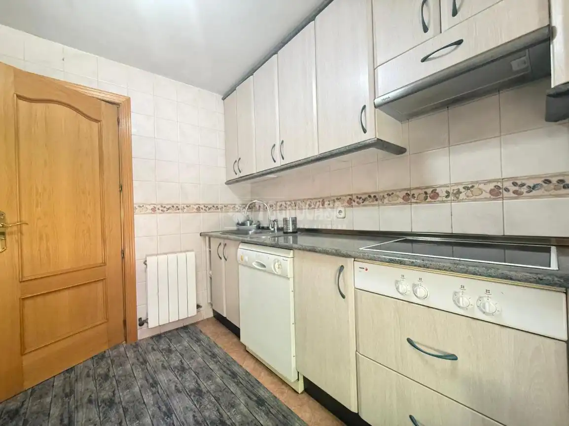 Kitchen of Houses for sale in Madrid  with Heating and Terrace