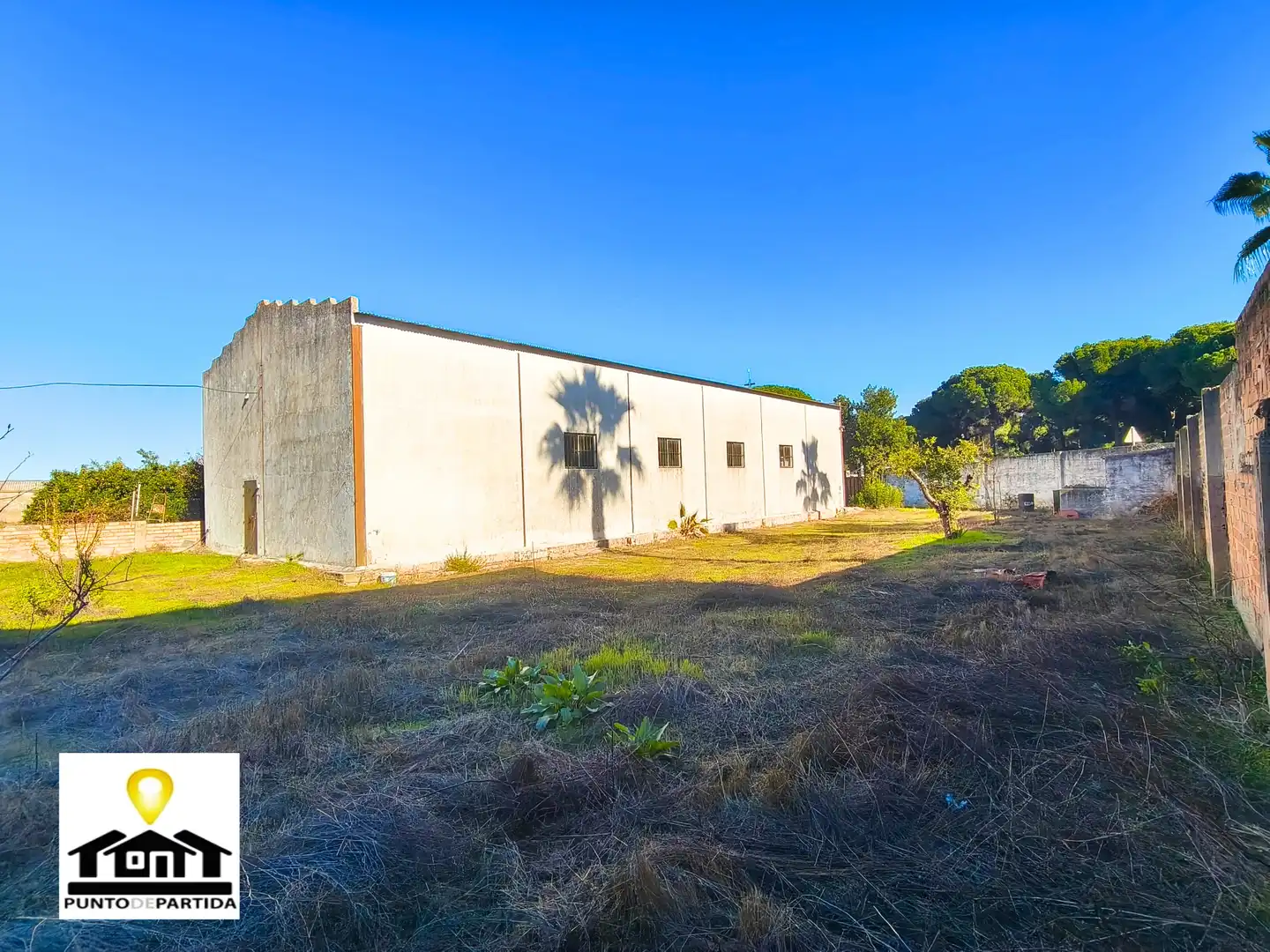 Vista exterior de Finca rústica en venda en Hinojos amb Aire condicionat, Jardí privat i Terrassa