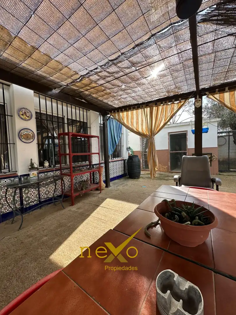 Chalet con piscina en venta en Carmona, imagen 9