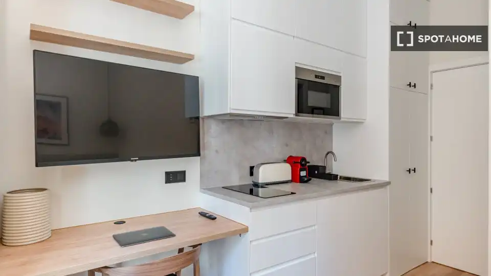 Kitchen of Study for share in Madrid  with Air Conditioner, Heating and Terrace