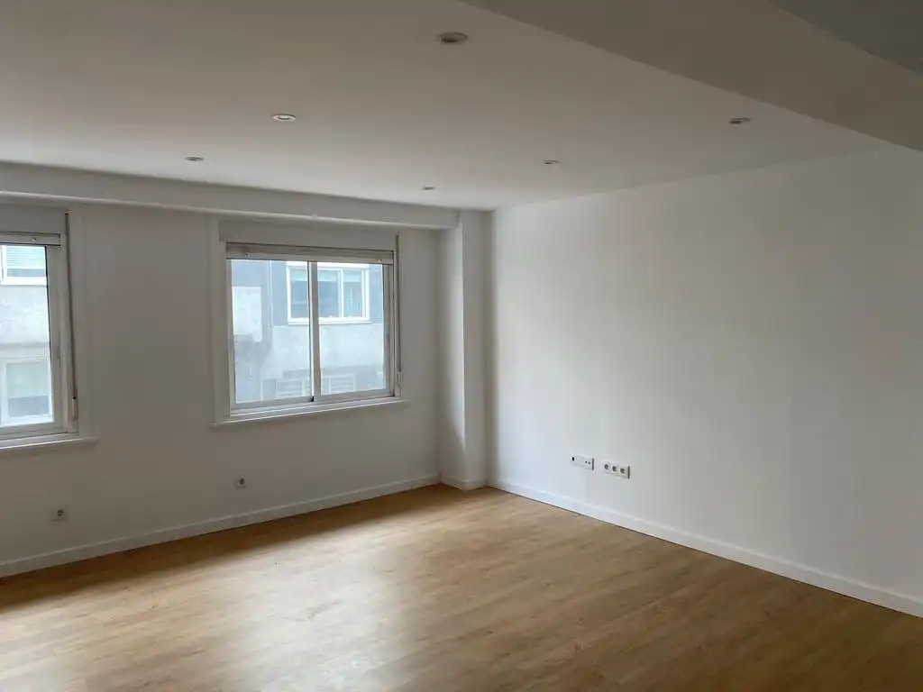 Sala de estar de Piso de alquiler en A Coruña Capital  con Calefacción