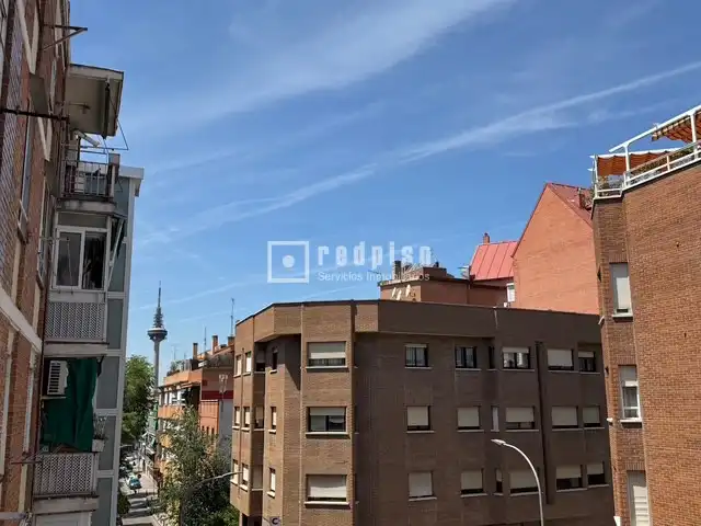 Exterior view of Flat for sale in Madrid  with Parquet flooring and Terrace