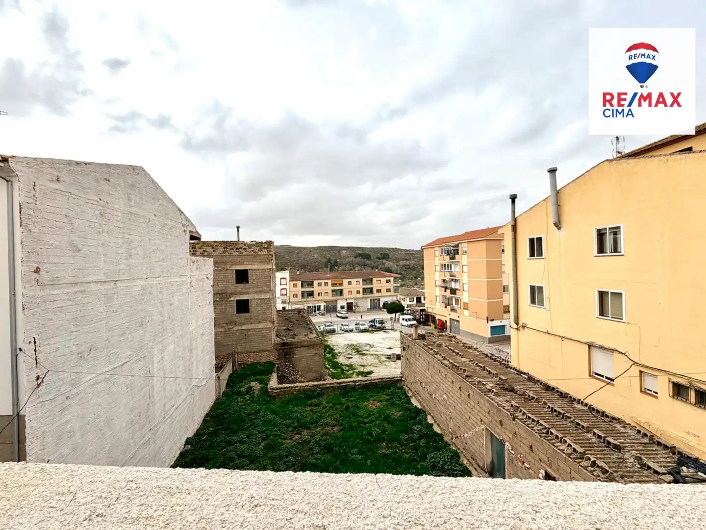 Exterior view of Houses for sale in Cúllar