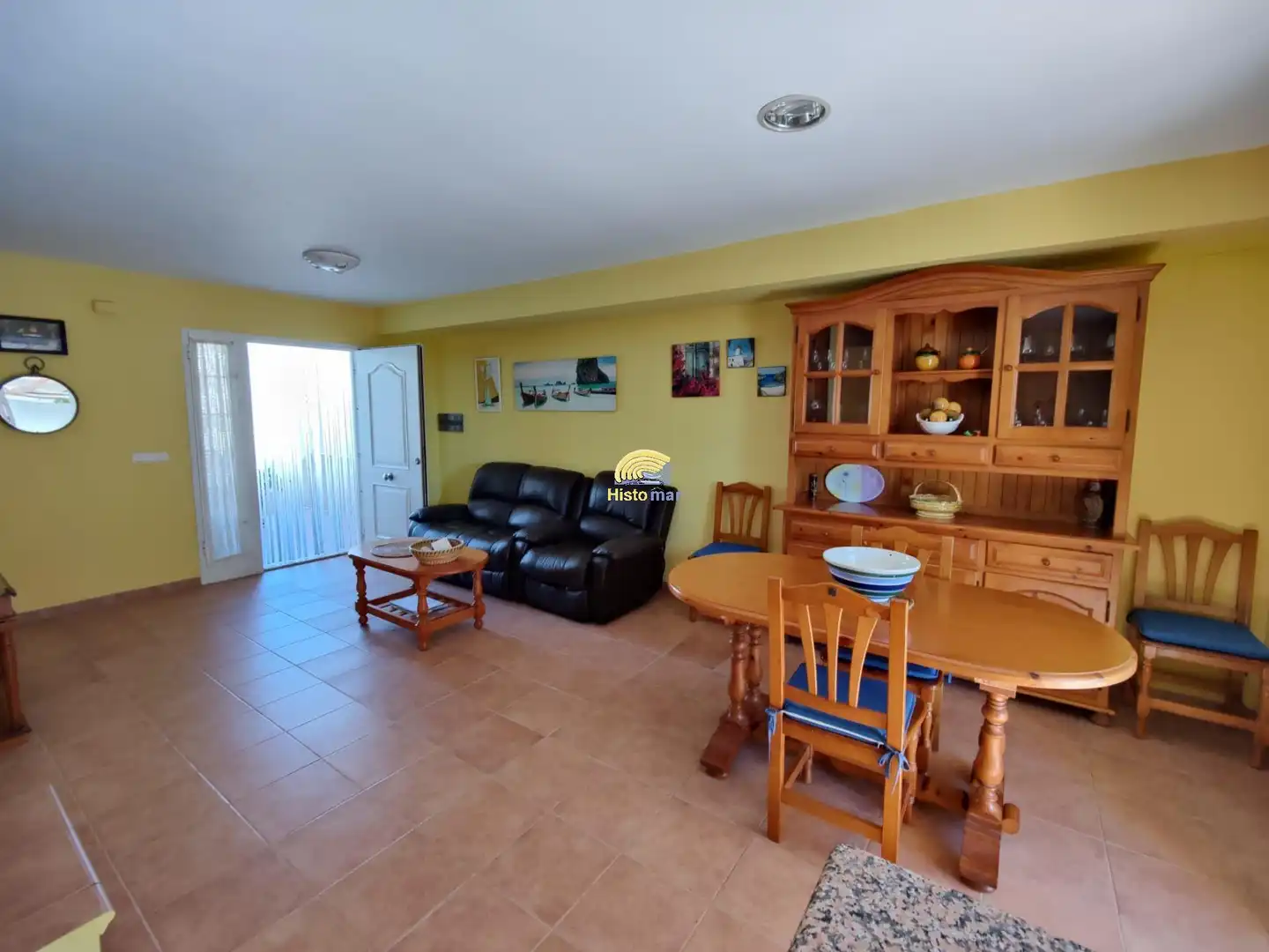 Sala d'estar de Casa adosada en venda en Sagunto / Sagunt amb Jardí privat, Terrassa i Traster