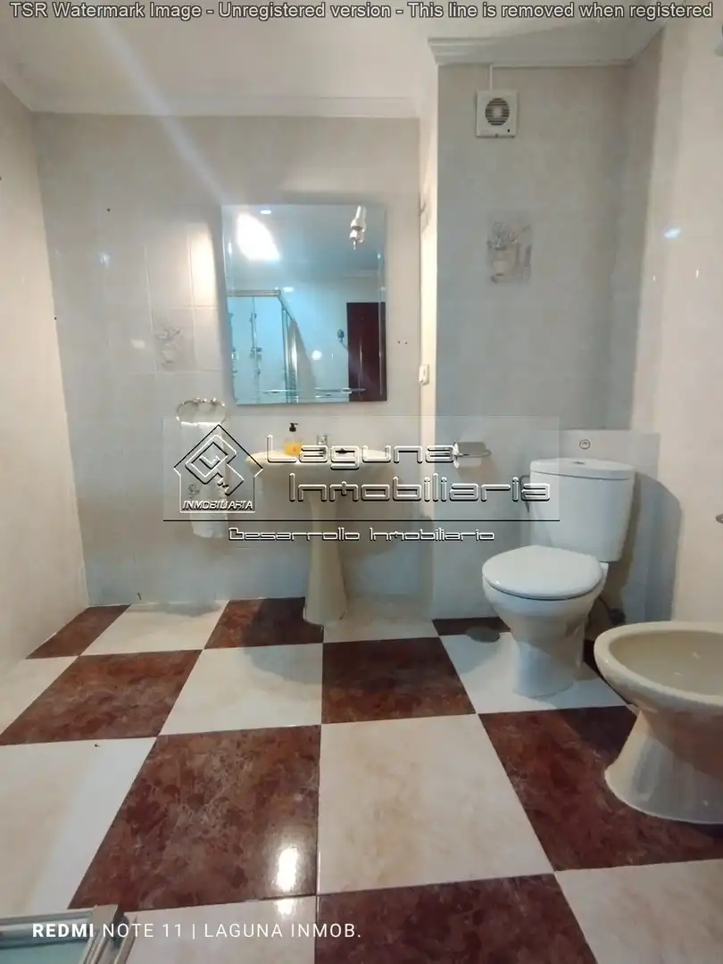 Baño de Piso en venta en Cádiz con Terraza