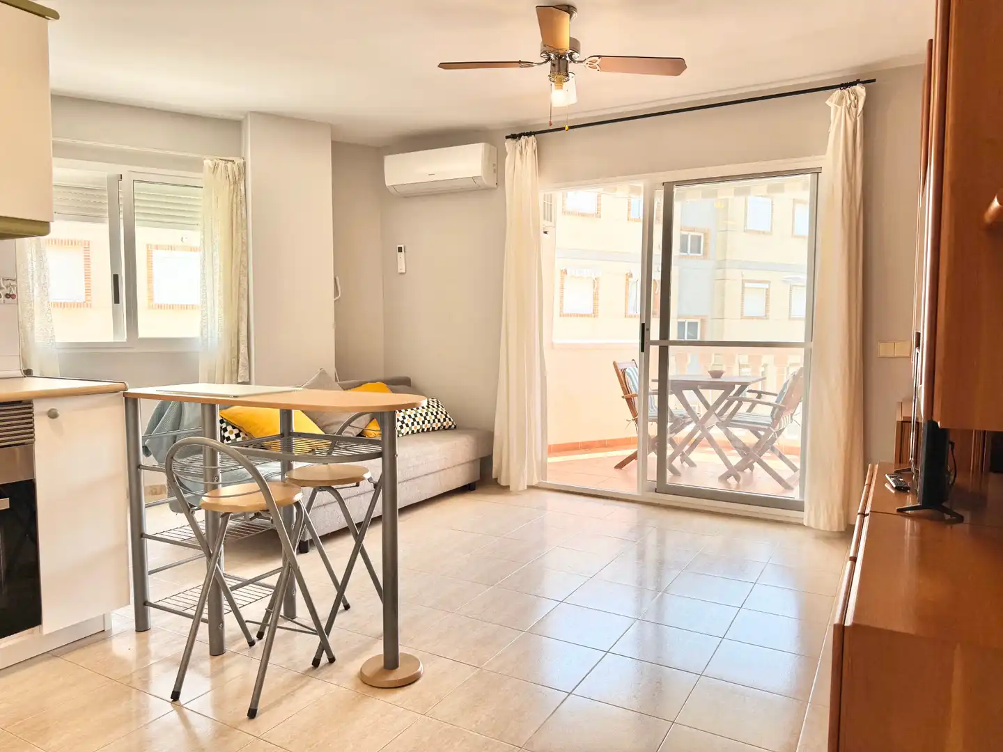 Apartment mit Pool zur Miete in Carrer Jaume I, imagen 3