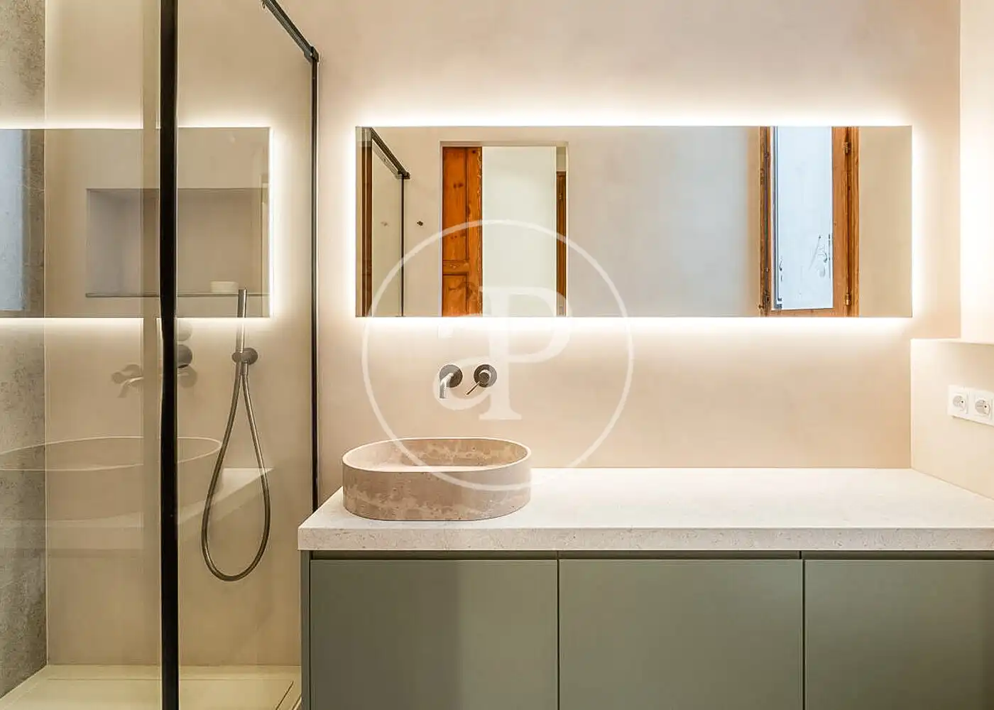 Bathroom of Flat for sale in Barcelona  with Air Conditioner, Heating and Terrace