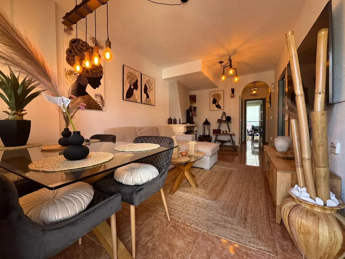Sala d'estar de Casa adosada en venda en Orihuela amb Aire condicionat, Jardí privat i Terrassa