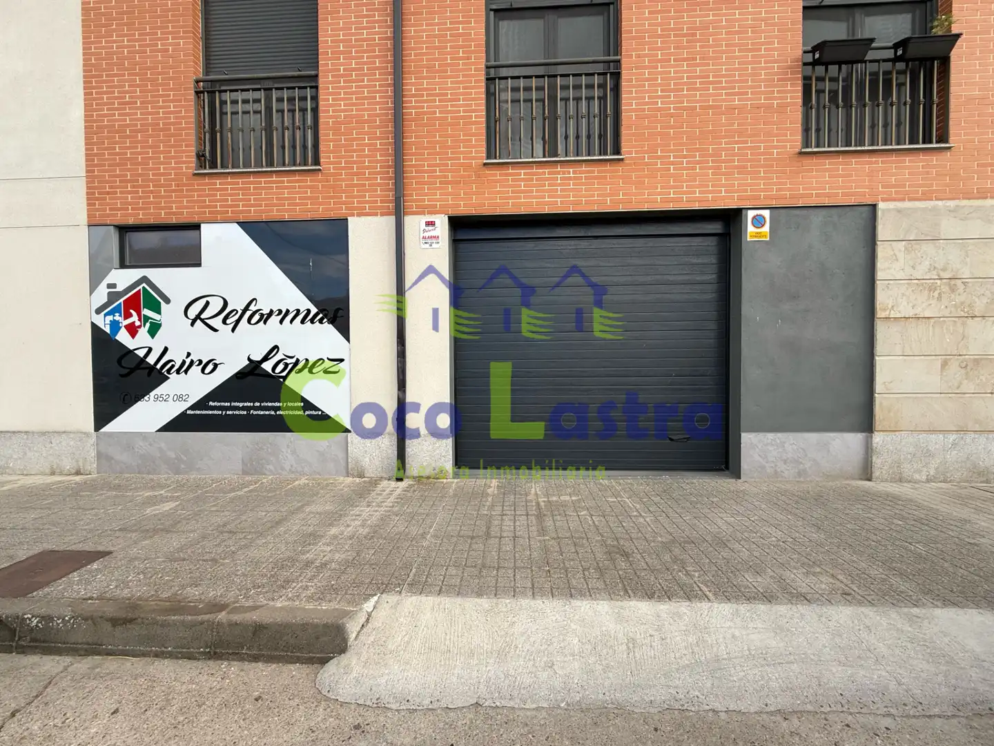 Exterior view of Commercial properties for sale in Moriscos  with Home automation
