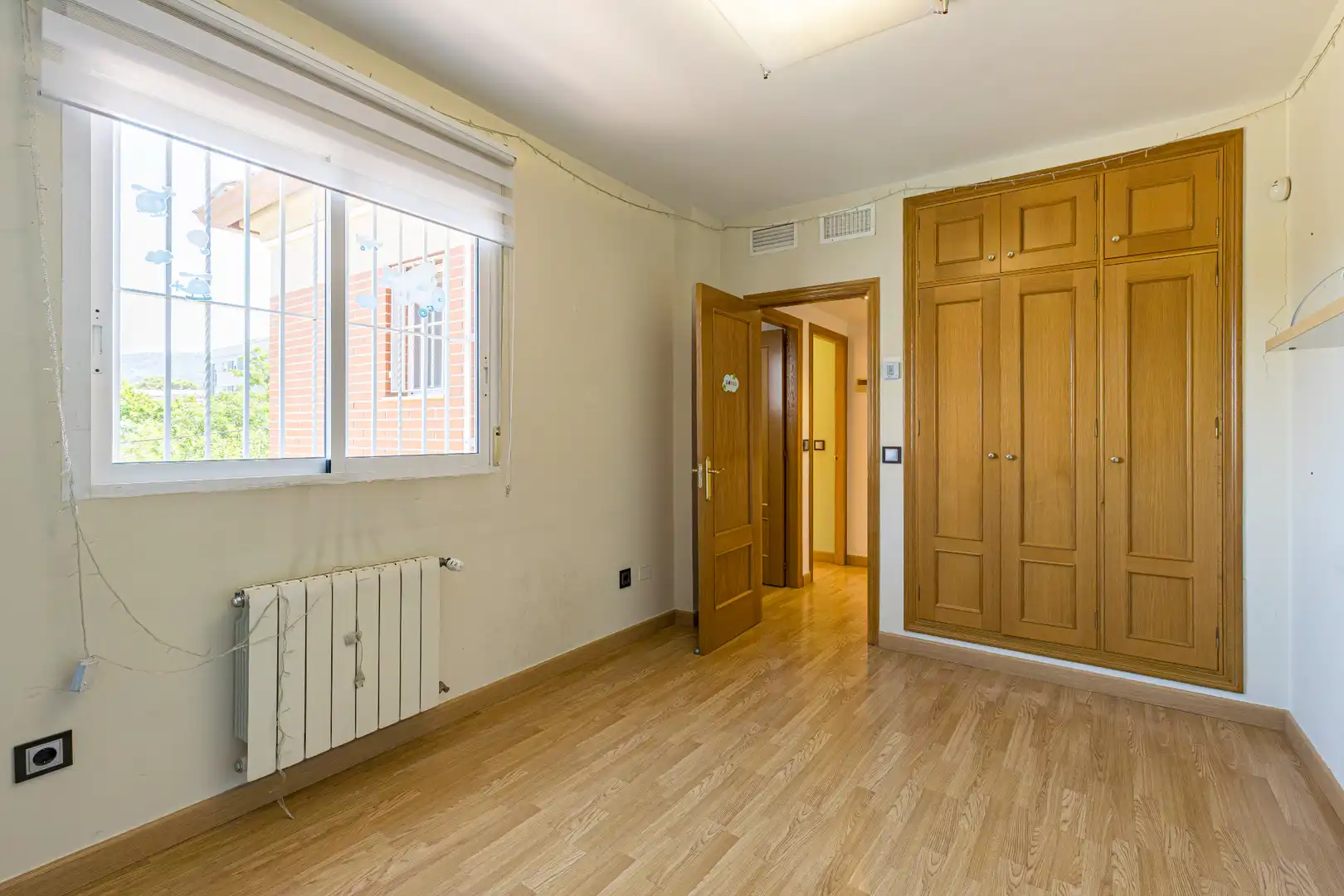 Habitación de Casa adosada en venta en Murcia con Aire acondicionado, Parquet y Terraza