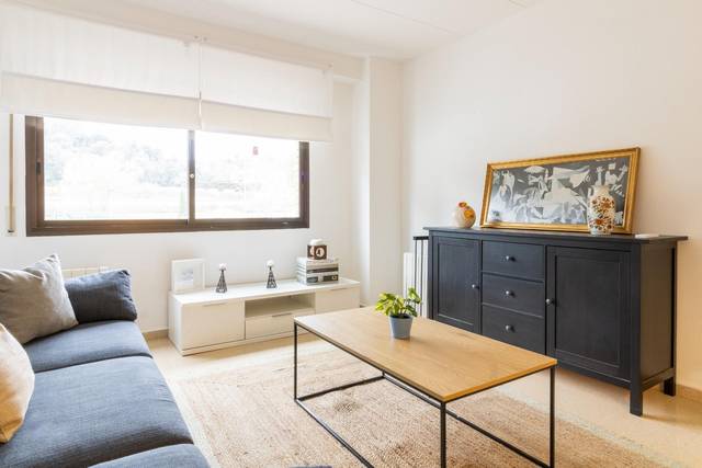 Piso en Venta en Carrer BADALONA en Zona Industrial
