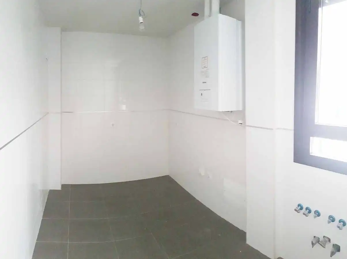 Bathroom of Ground floor for sale in Tordesillas  with Heating, Parquet flooring and Storage room