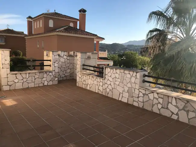Casa o chalet de alquiler en Av. Sierra Chica, Coín