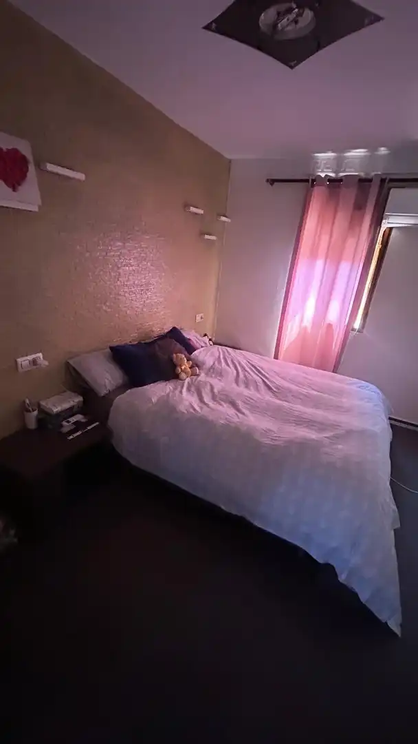 Bedroom of Flat for sale in Algeciras  with Storage room and Jacuzzi