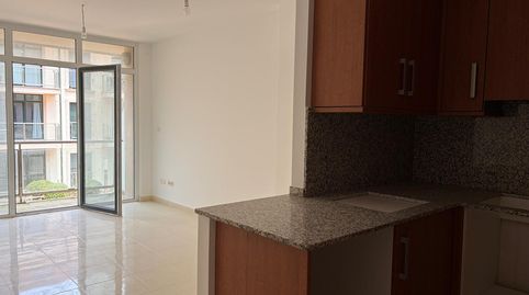 Foto 3 de Piso en venta en Avenida de Galicia, 31, Fisterra, A Coruña