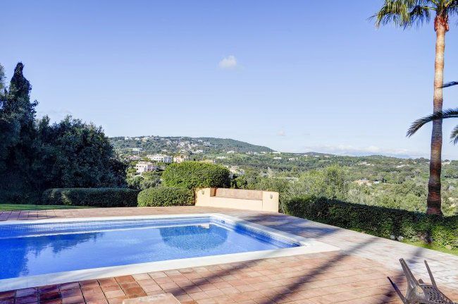 Swimming pool of House or chalet for sale in Sotogrande  with Heating, Private garden and Swimming Pool