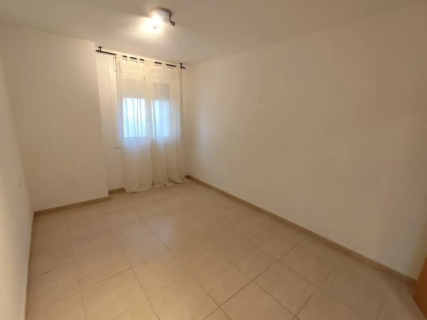 Schlafzimmer von Wohnung zum Verkauf in Mataró mit Abstellraum